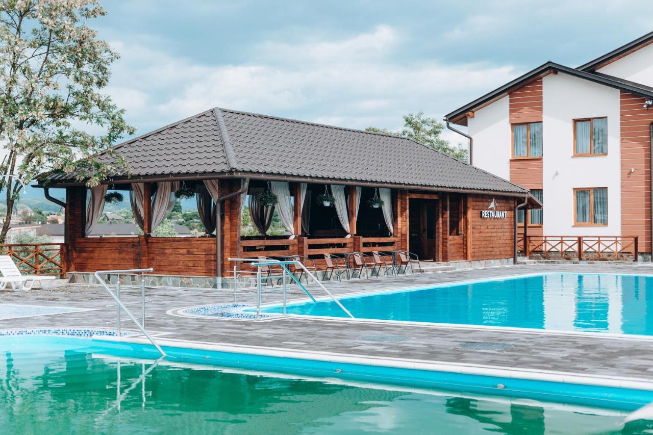 Sofion Hotel&Resort Солотвино Екстериор снимка