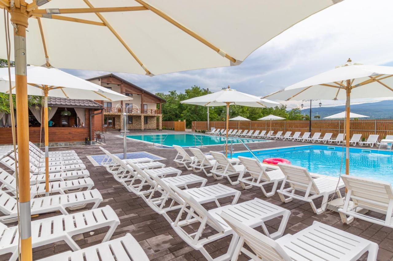 Sofion Hotel&Resort Солотвино Екстериор снимка