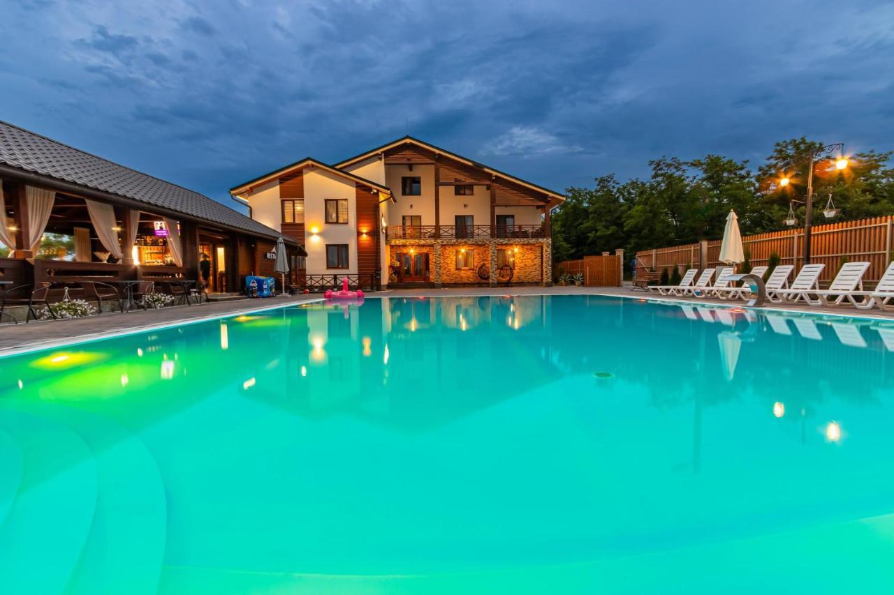 Sofion Hotel&Resort Солотвино Екстериор снимка