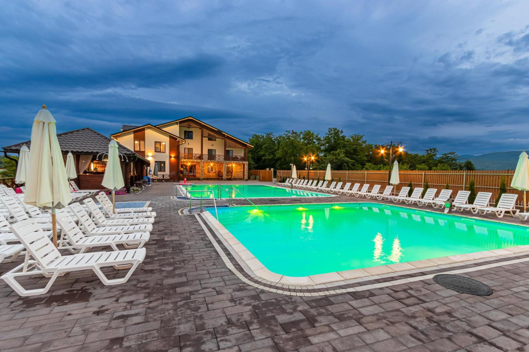 Sofion Hotel&Resort Солотвино Екстериор снимка